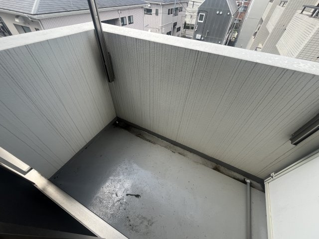 【バルコニー】
