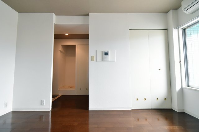 インターフェルティR2甲子園の居間・リビング