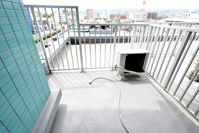 インターフェルティR2甲子園のバルコニー