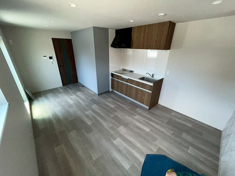 TIDE.style OKURAHACHIMANの居間・リビング