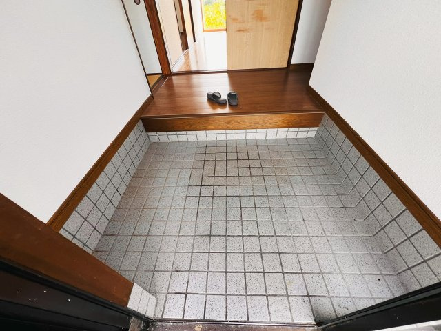 ファインホーム常用の玄関