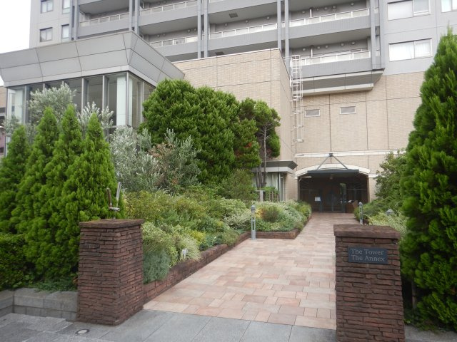 代官山アドレスのエントランス