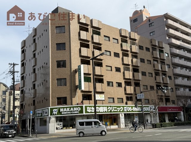 ハイツ粟新の外観