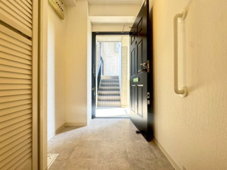 【玄関】 | ラジュニール春日丘