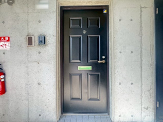 【玄関】 | ラジュニール春日丘