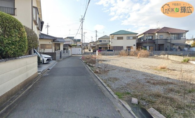 高砂市伊保崎3丁目（全12区画）10号地　土地の前面道路含む現地写真