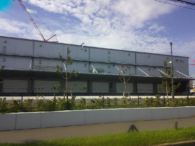 習志野市茜浜３丁目の倉庫