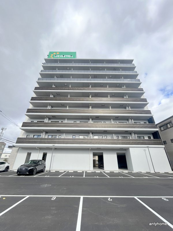 スプランディッドⅨ　仲介手数料無料の外観