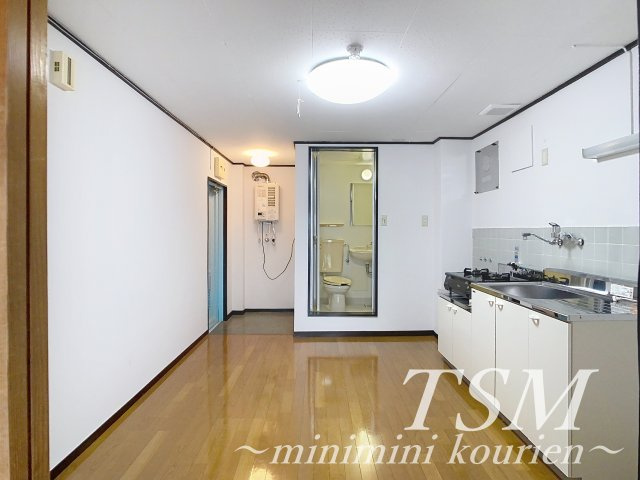 ハイツ浄土寺の居間・リビング