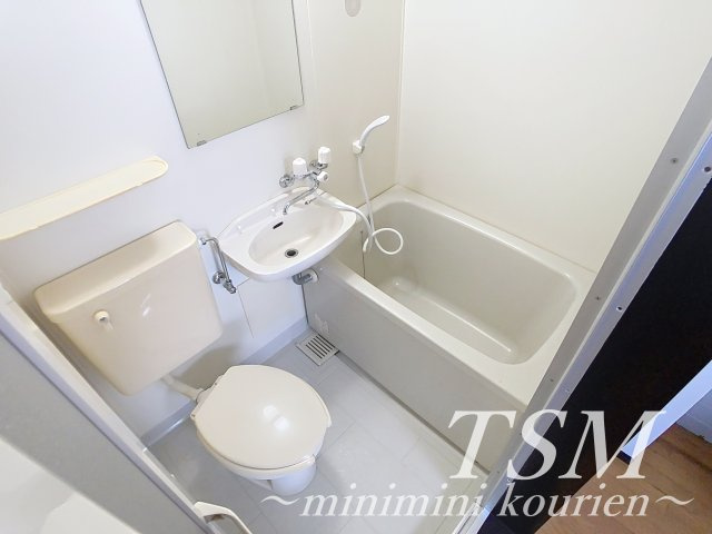 ハイツ浄土寺の浴室