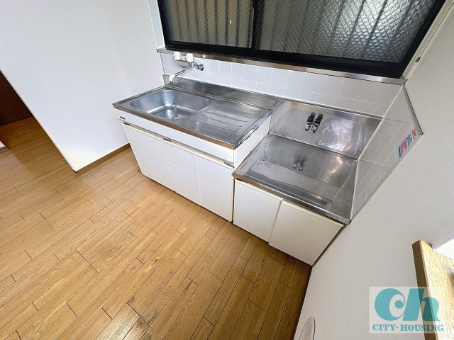 グラツィア久が原 202号室のキッチン