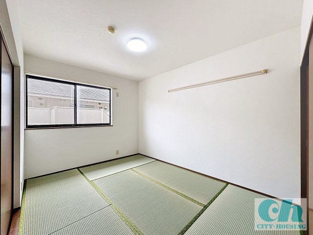 グラツィア久が原 202号室の和室