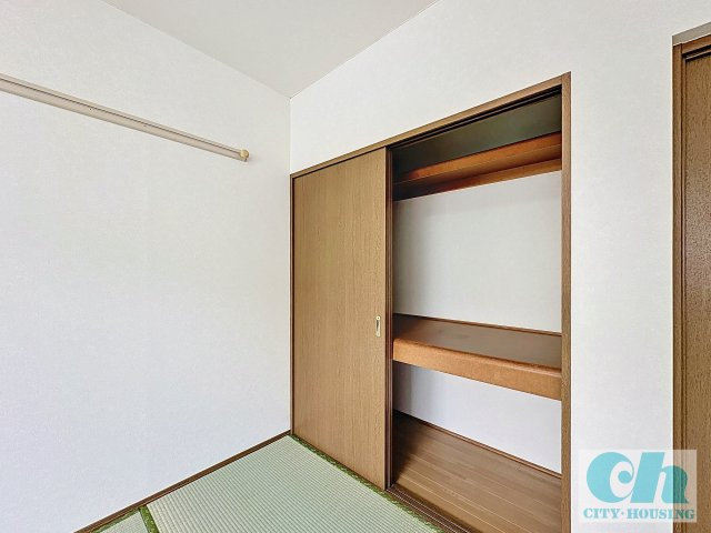 グラツィア久が原 202号室の収納