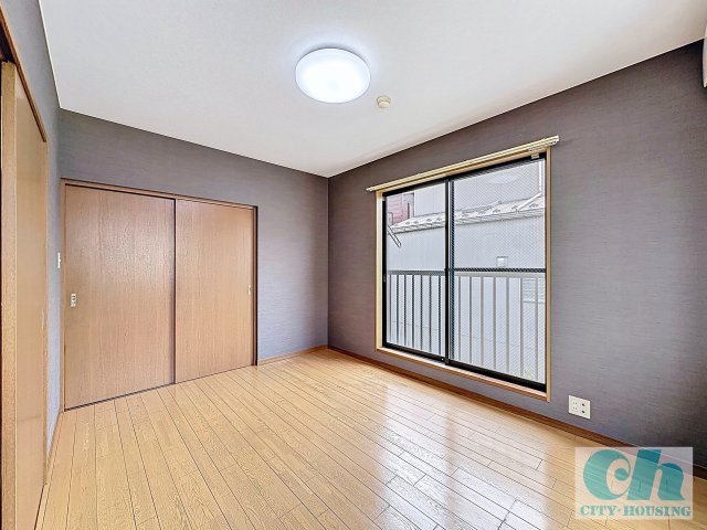 グラツィア久が原 202号室の洋室