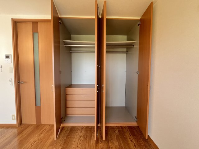 メゾン　サンフィットの収納