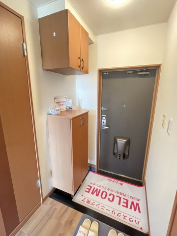 メゾン　サンフィットの玄関