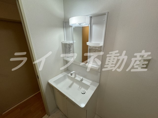 メゾン菱江の独立洗面台|独立洗面台で身支度をすべて済ませてしまいましょう