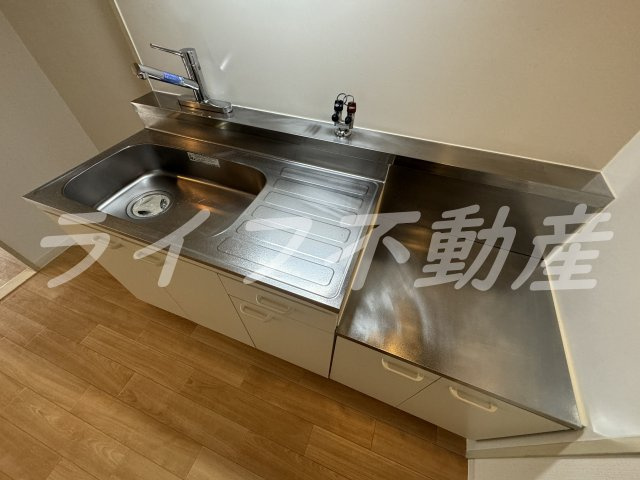 メゾン菱江のキッチン|お料理しやすいキッチンです