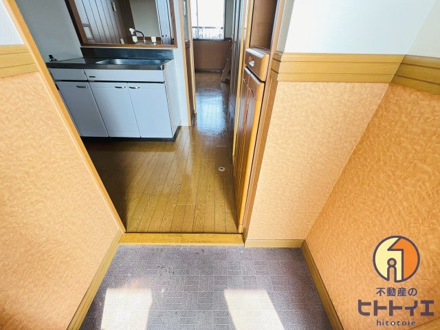 ハイデンス和泉の玄関