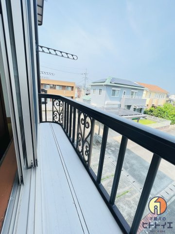ハイデンス和泉のバルコニー