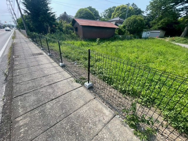 -三丁目不動産-上里町七本木　売地　約294坪の外観