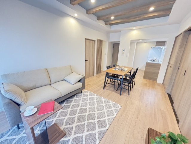 【居間・リビング】アンビックス志賀ストリートタワー 