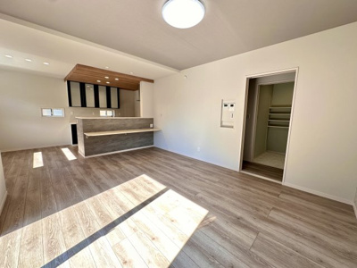 【居間・リビング】