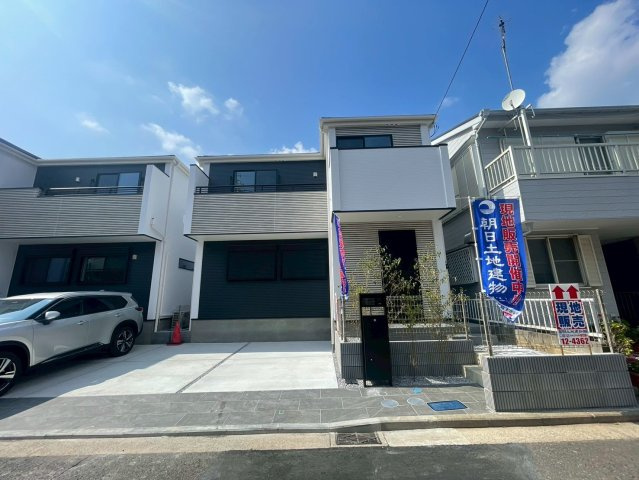 横浜市保土ケ谷区権太坂1丁目 新築戸建て【仲介手数料無料】カースペース2台の外観