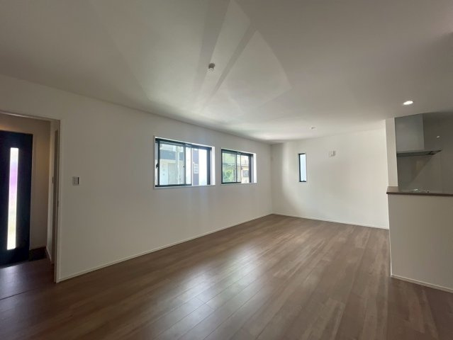 横浜市保土ケ谷区権太坂1丁目 新築戸建て【仲介手数料無料】カースペース2台