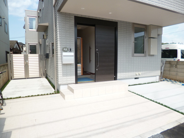 カーサ・モアのエントランス|★オートロック対応★