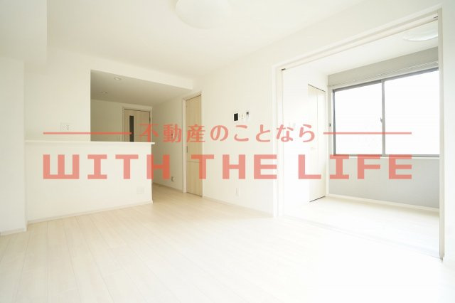 ウィリングブリス【キャッシュバック対象物件】の居間・リビング|ゆったり過ごせるリビングです