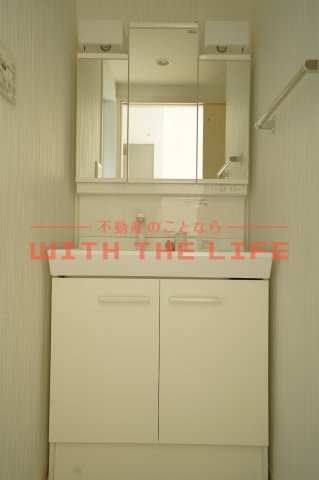 ウィリングブリス【キャッシュバック対象物件】の独立洗面台|独立洗面化粧台が付いています