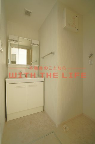 ウィリングブリス【キャッシュバック対象物件】の洗面所|忙しい朝には欠かせない洗面所です