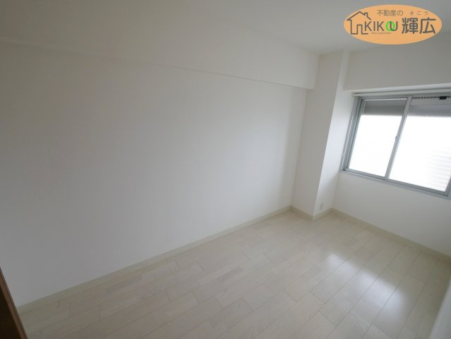 【寝室】 | 高砂アーバンコンフォート　9階