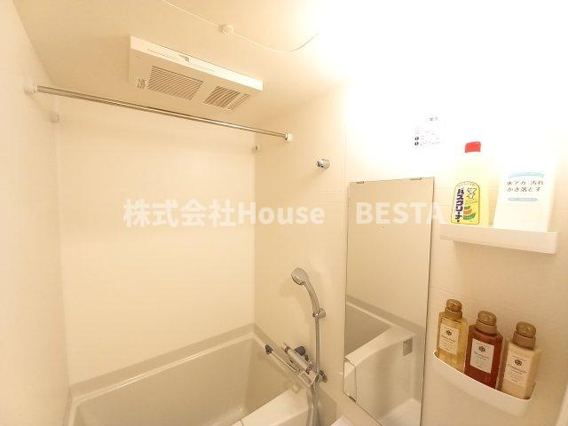 ララプレイス神戸西元町の浴室