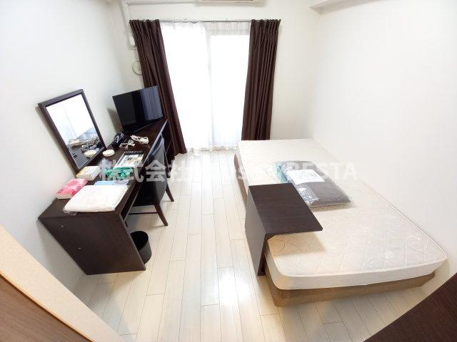 ララプレイス神戸西元町の居間・リビング