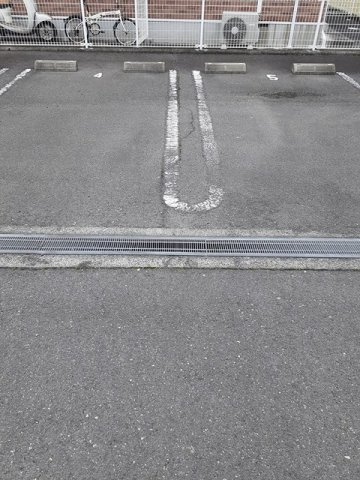 ベル・ソレイユＣの駐車場|駐車スペースもあります