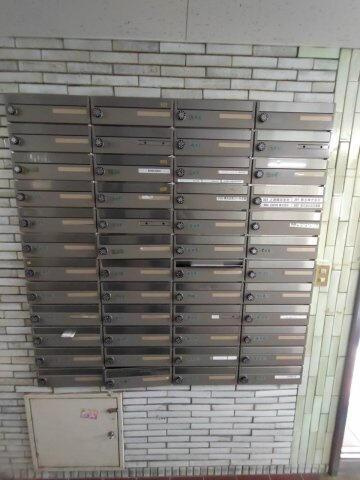 御苑ハイムのその他共用部分|メールボックス 