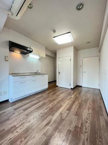 御苑ハイムの内装| 