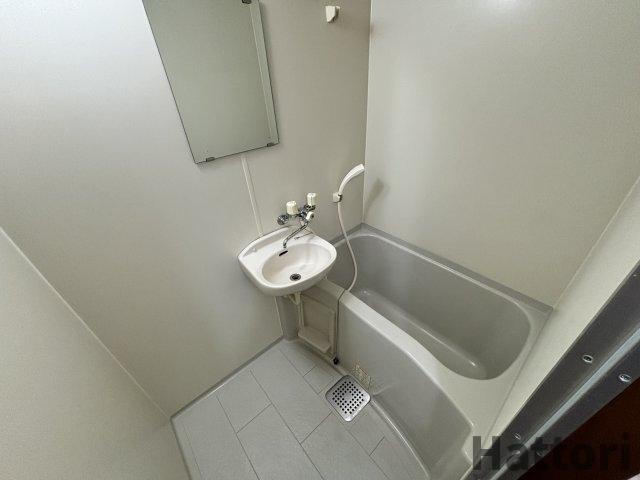 カサミラの浴室