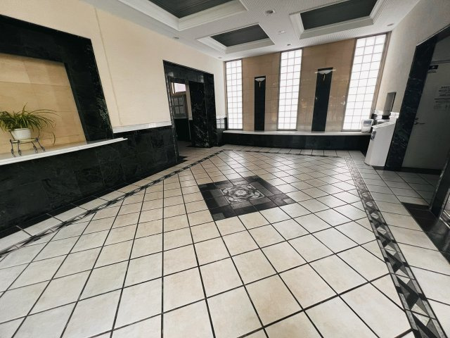 エイルヴィラ羽犬塚駅前プレステージのロビー