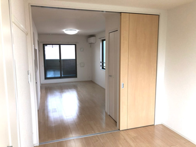 【寝室】 | ルミエールＡ