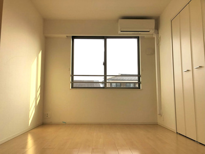 【洋室】 | ルミエールＡ