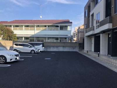 【駐車場】 | ルミエールＡ