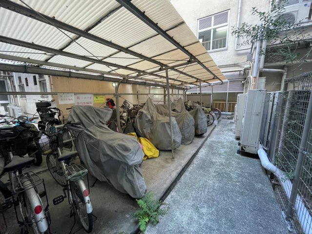 天保山第一コーポの駐輪場