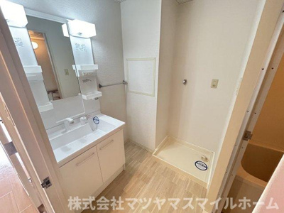 【洗面所】 | ファミーユ2