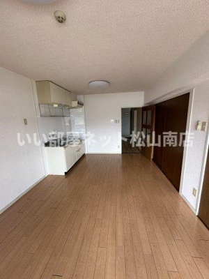 【居間・リビング】 | ユーミー高雄２