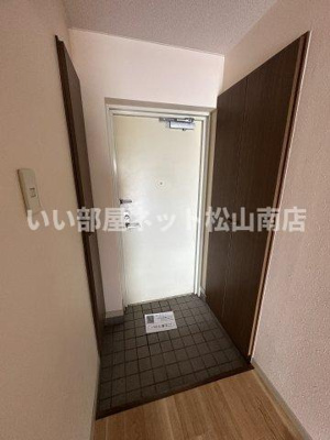 【玄関】 | ユーミー高雄２