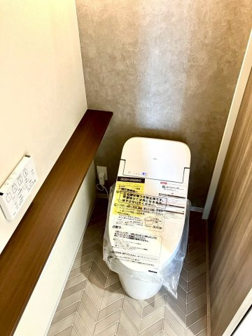 ファミリータウン柞原Ⅱ⑳のトイレ|タンクレストイレは、お手入れ簡単です。