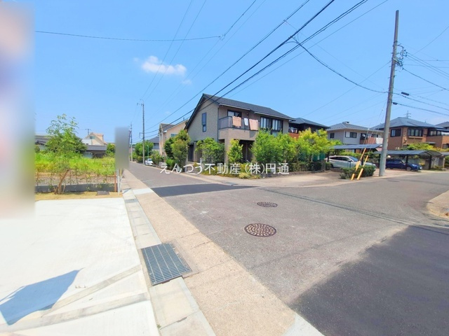 ハートフルタウン大清水東2期の前面道路含む現地写真